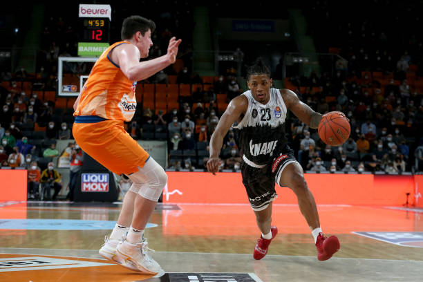 中的突出表 中的突出表