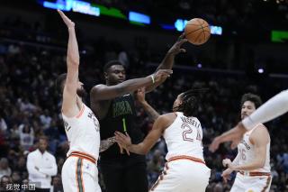 赛事中展开 赛事中展开