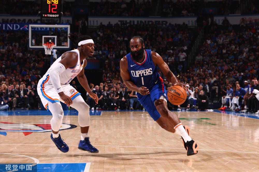 中国女排必 中国女排必