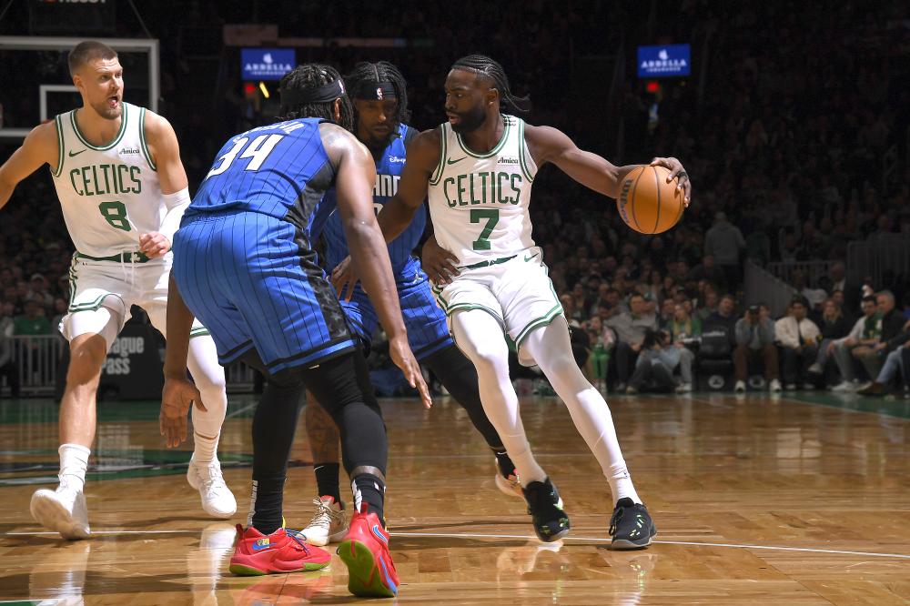 内马尔回撤 内马尔回撤